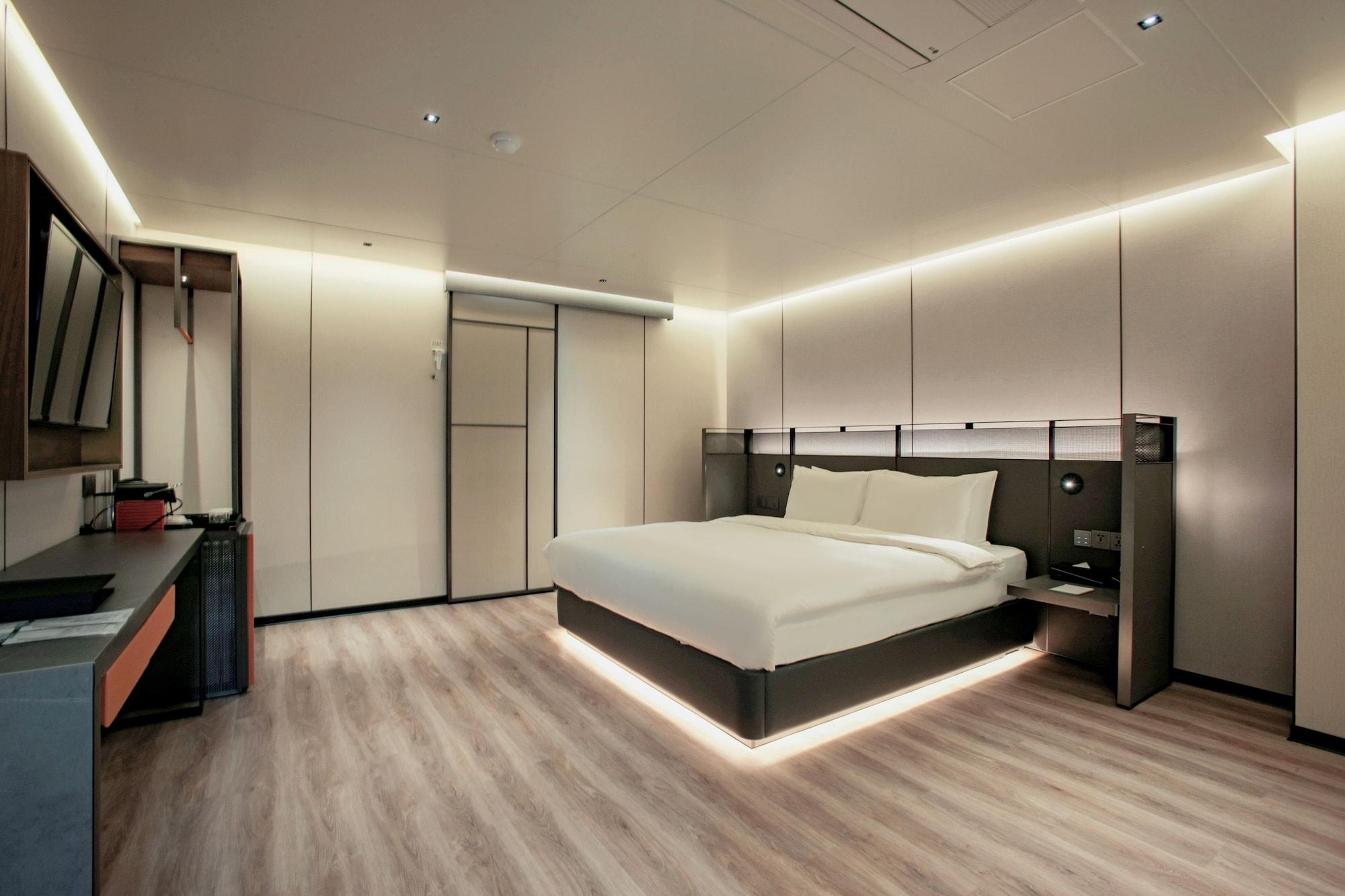 L&L City Hotel Чеджу Екстериор снимка