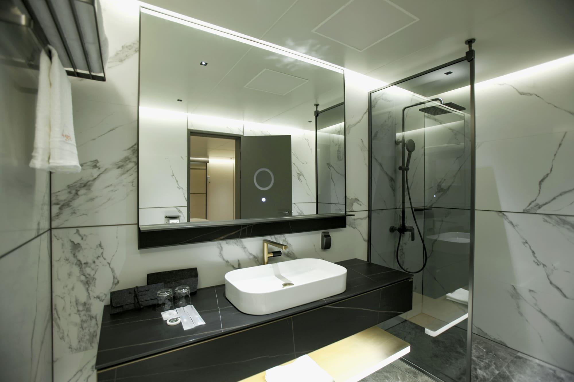 L&L City Hotel Чеджу Екстериор снимка